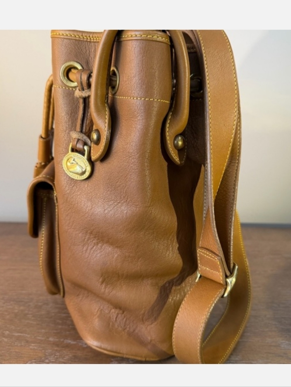 Dooney & Bourke VINTAGE Brown Leather Tassel Drawstring Bucket Bag EUC - Picture 4 of 15